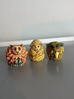 HARMONY KINGDOM POT BELLYS Trinket Box Cat Calendar Cat "April" “Julia” “Willie”